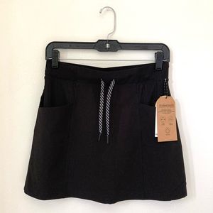 AVALANCHE Women’s Athletic Skirt with Pockets